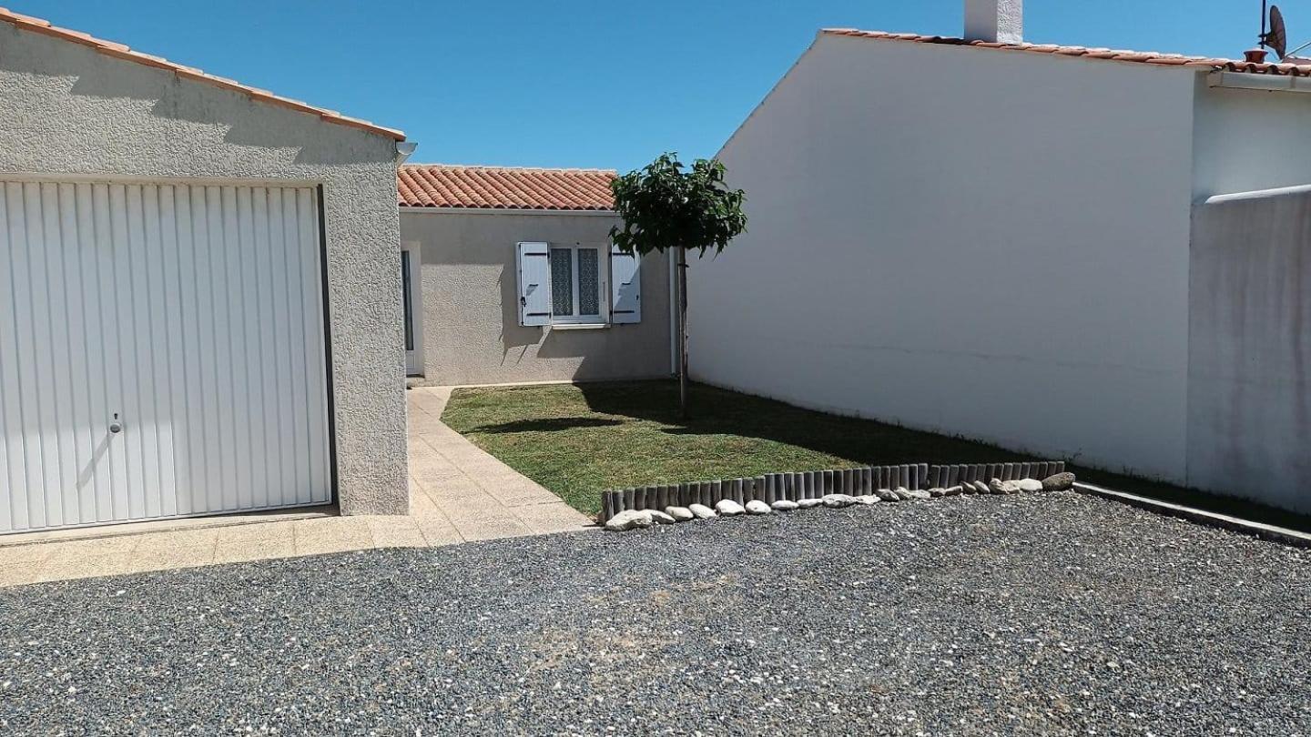 Maison Proche De La Plage La Bree-les-Bains Exterior photo